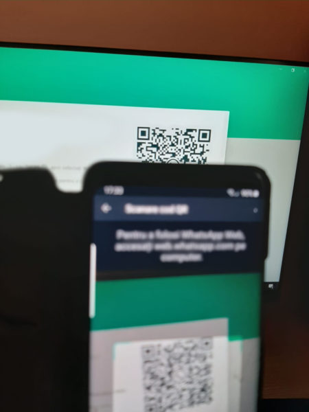 How to scan the OR code for WhatsApp